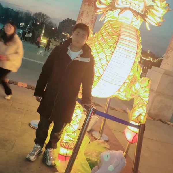 山西32岁单身帅哥真诚找对象-喀什征婚相亲网