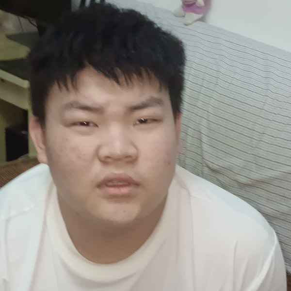 江苏20岁单身帅哥真诚找对象-喀什征婚相亲网