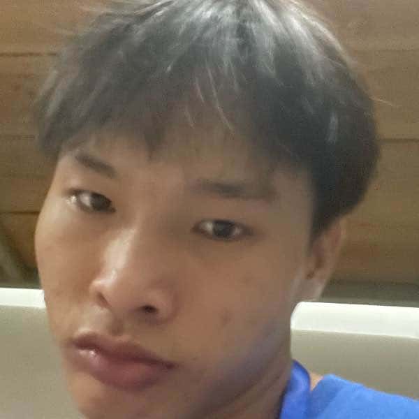海南19岁单身帅哥真诚找对象-喀什征婚相亲网