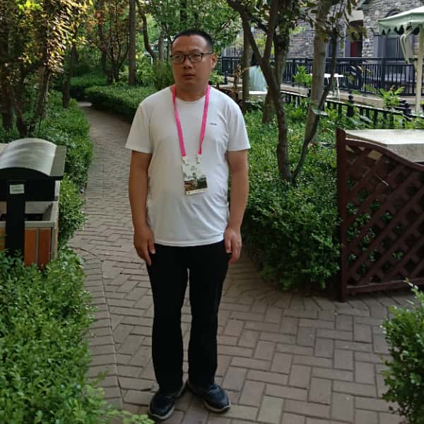 山东40岁单身帅哥真诚找对象-喀什征婚相亲网