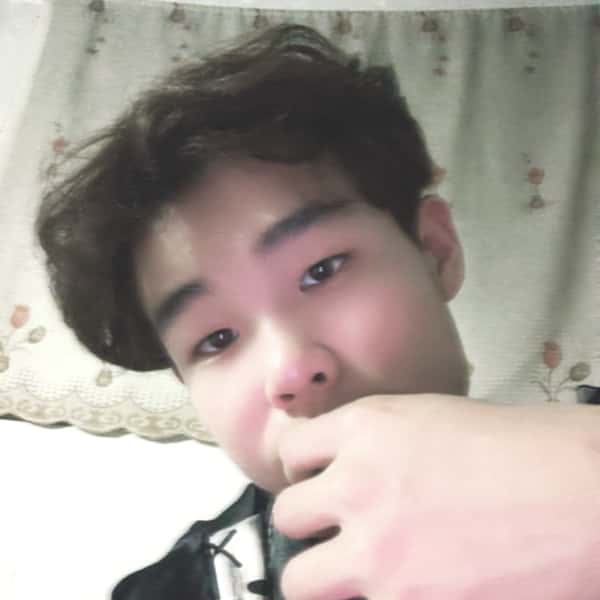 山东21岁单身帅哥真诚找对象-喀什征婚相亲网