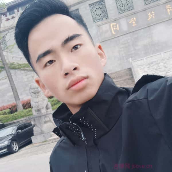 云南23岁单身帅哥真诚找对象-喀什征婚网