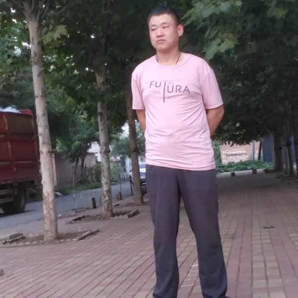 35岁岁河北单身帅哥 - 喀什吉缘网