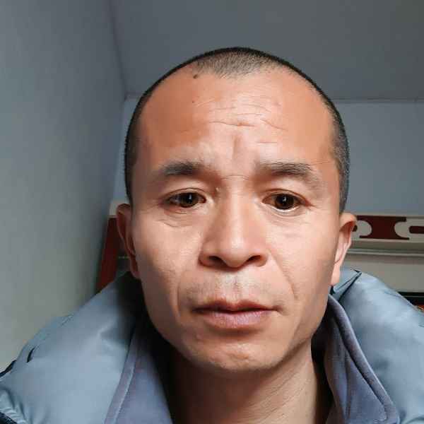 43岁岁河南单身帅哥 - 喀什吉缘网