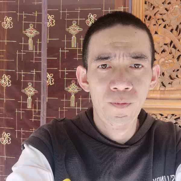 37岁岁云南单身帅哥 - 喀什吉缘网