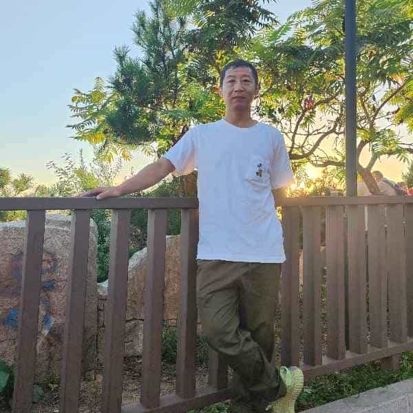 47岁岁辽宁单身帅哥 - 喀什吉缘网