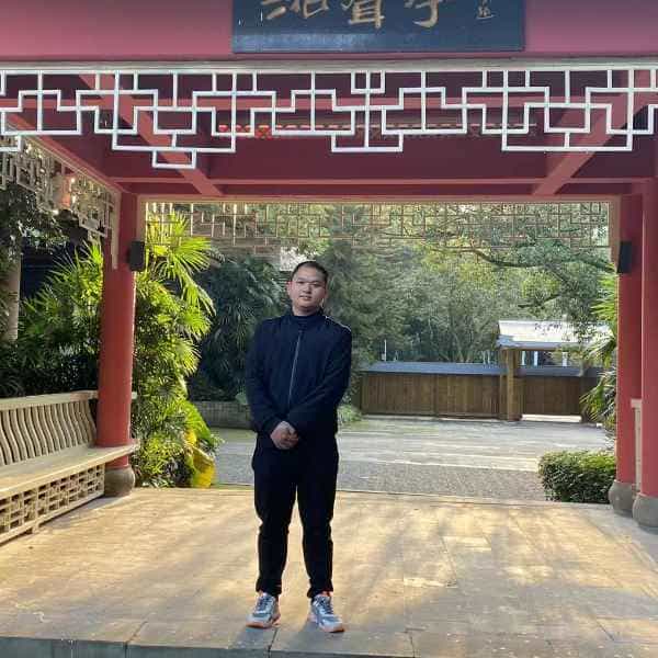 31岁岁重庆单身帅哥 - 喀什吉缘网