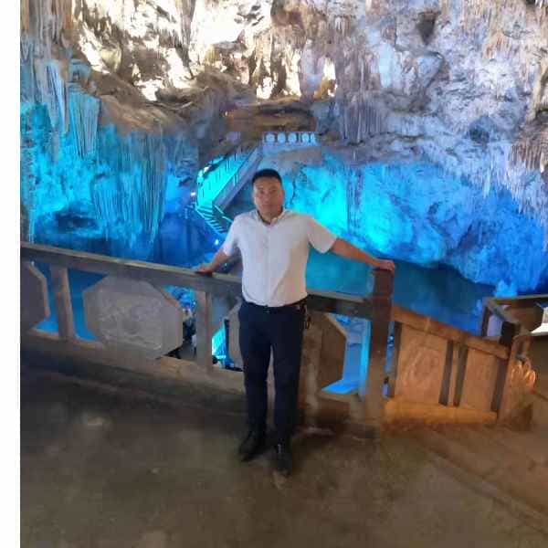35岁岁云南单身帅哥 - 喀什吉缘网