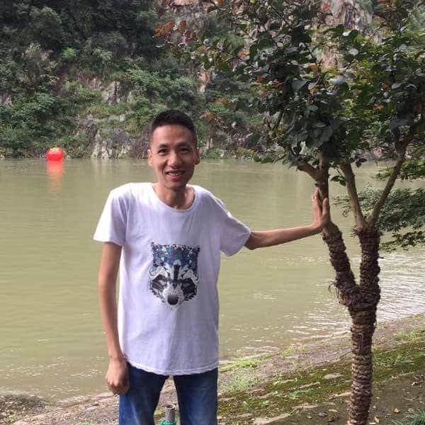 40岁岁湖北单身帅哥 - 喀什吉缘网