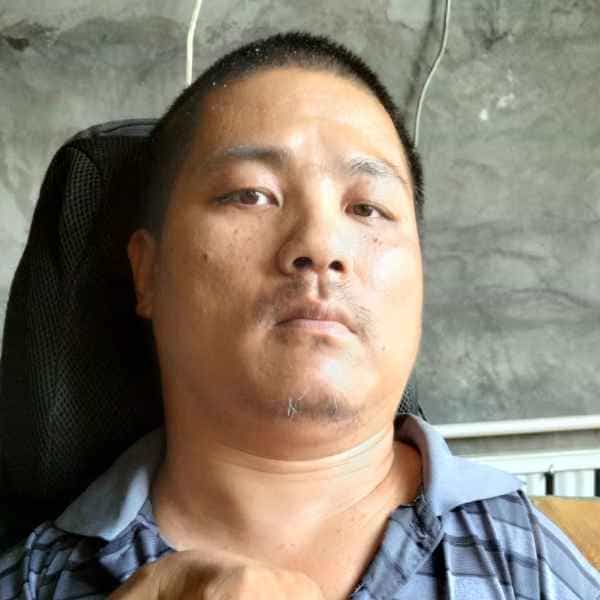 41岁岁山东单身帅哥 - 喀什吉缘网