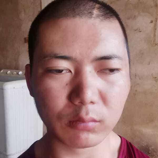 35岁岁云南单身帅哥 - 喀什吉缘网