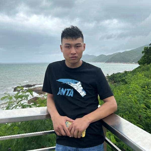 28岁岁山东单身帅哥 - 喀什吉缘网