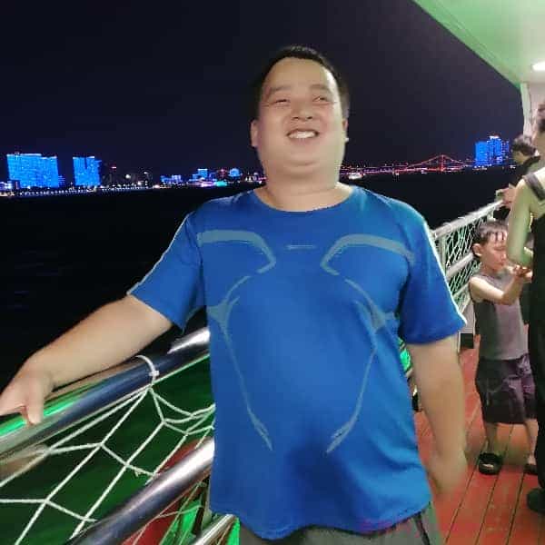 31岁岁湖北单身帅哥 - 喀什吉缘网