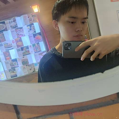 25岁岁广西单身帅哥 - 喀什吉缘网